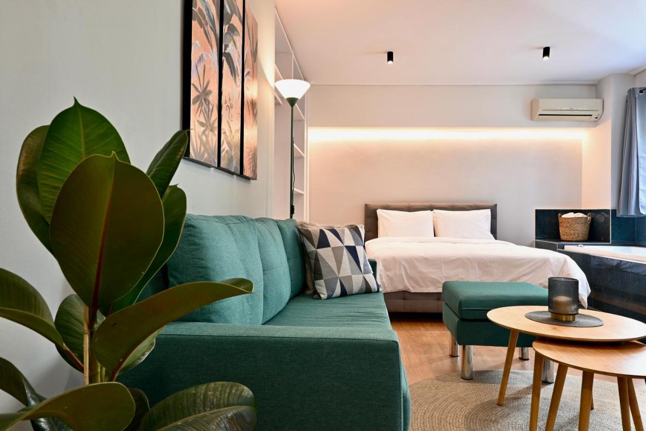 Zoe'S Suite Athen'S Center Atenas Exterior foto
